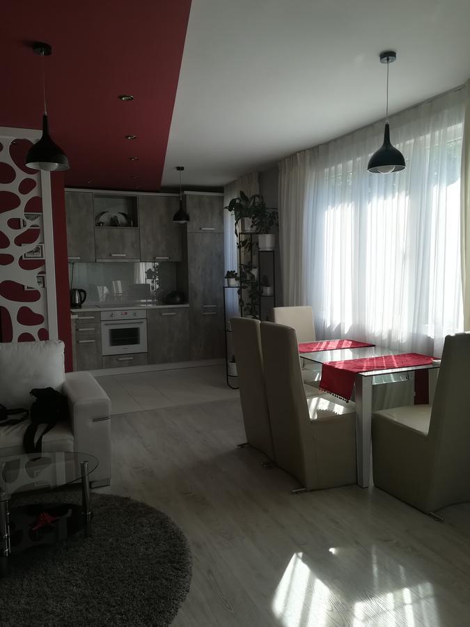 Apartments Topalovi Бургас Экстерьер фото